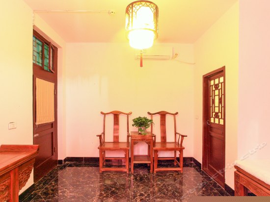 金玉满堂豪华套房