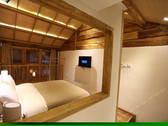 陌上花开（复式大床房）