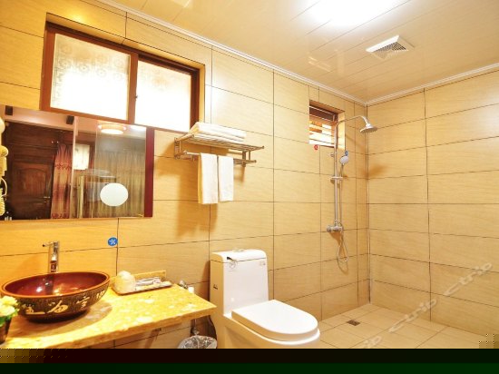 二楼豪华大床房