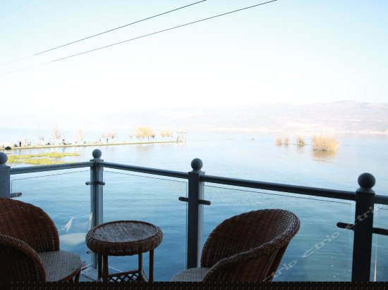 二楼田园风海景大床间