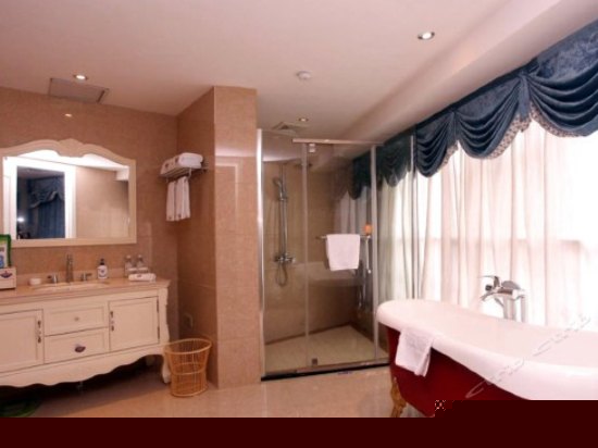 巴黎行政小套房