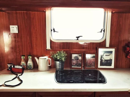 豪华贵族公寓型房车