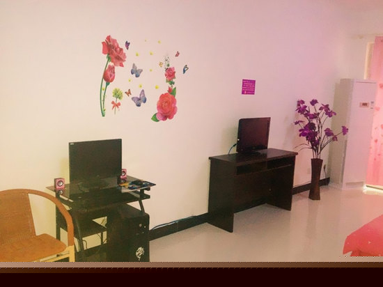 豪华电脑房（内宾）