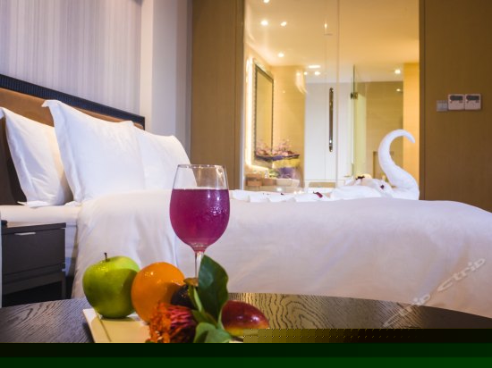 高级园景双床房