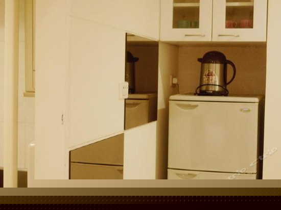 温馨标准四人套房(公卫)(无窗)