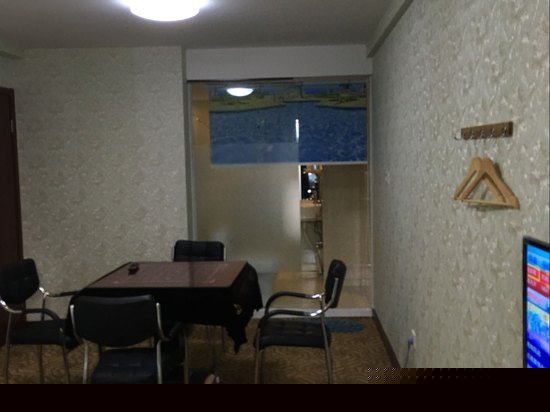 棋牌间