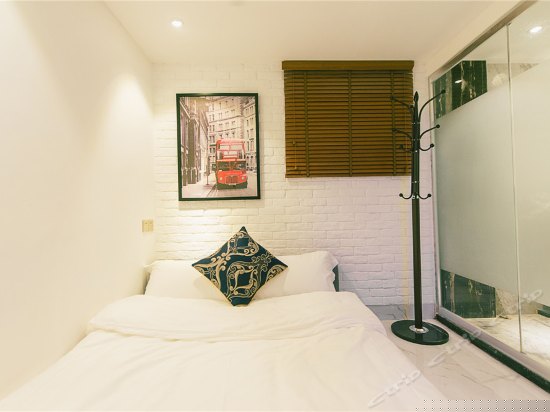 午后复式大床房