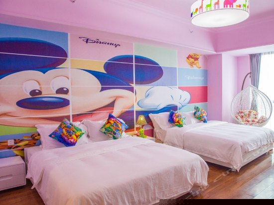 米奇亲子双床房