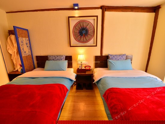 青花温馨双床间