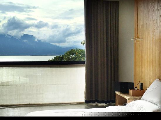 最美夕阳海景大床房