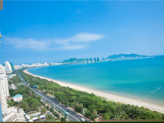 无敌海景大床房