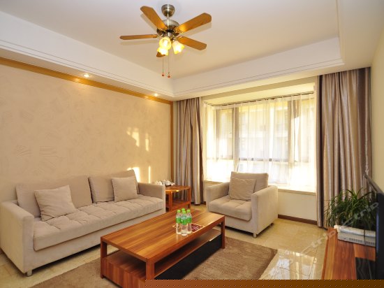 豪华双卧套房（两房两厅）