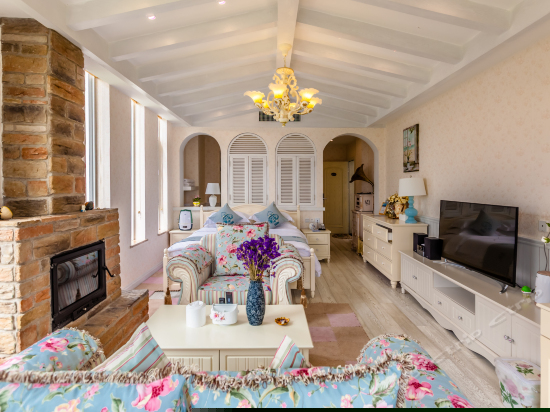 月亮河欧式花园洋房