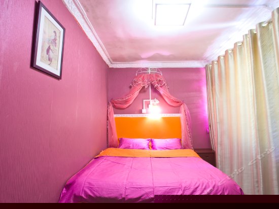 一楼温馨大床房