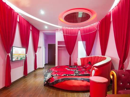 在云端系列圆床