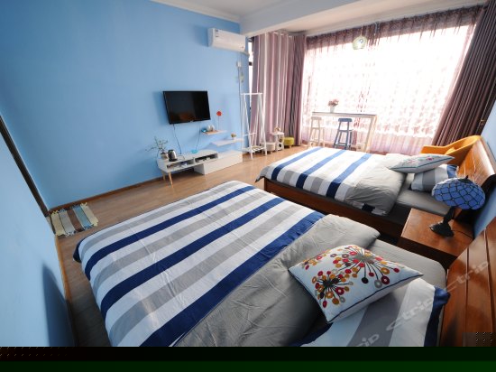 豪华阳光标准间