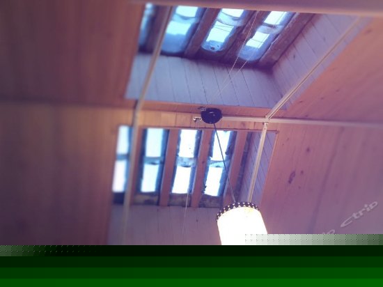 蜜月情侣大床房（二楼）