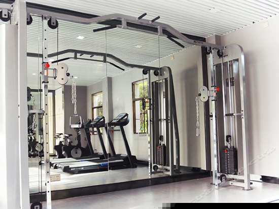 健身娱乐设施