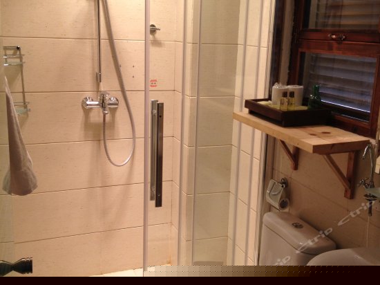 湖畔美人房（西侧）