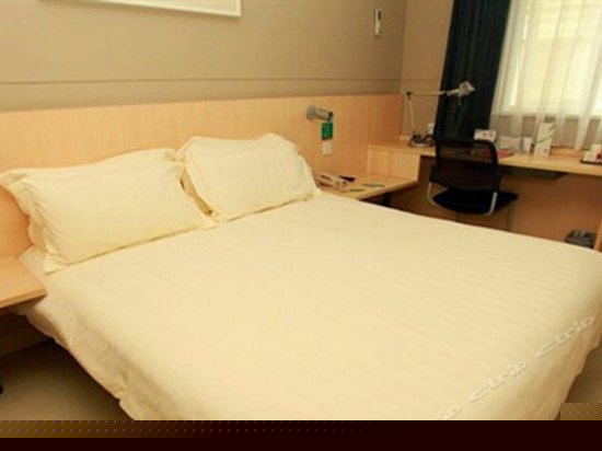 商务房C（无窗）