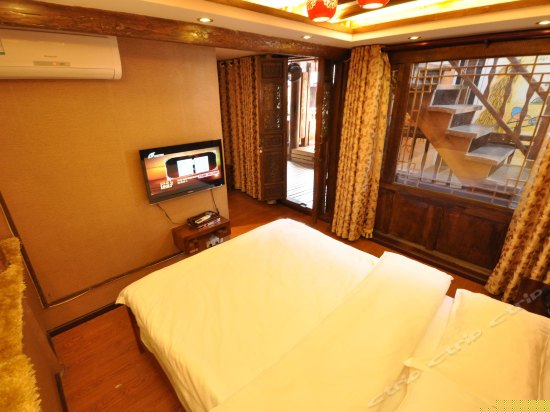 雪山语唯美大床房