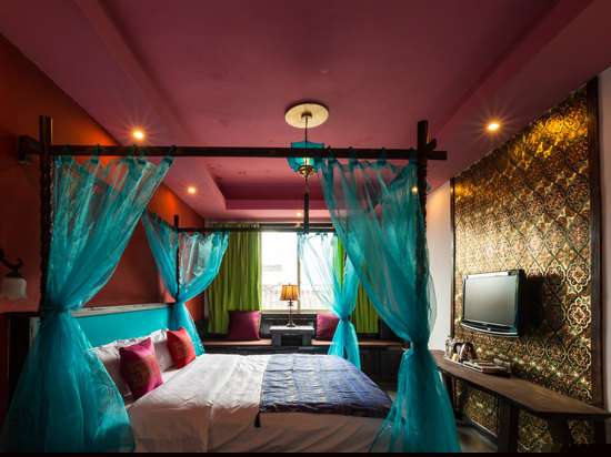 泰式高级大床房