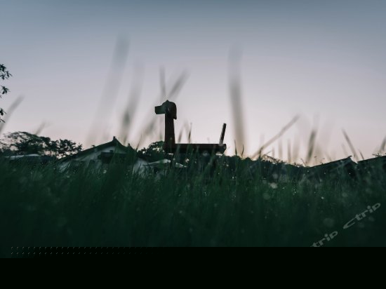 后现代独立温泉房