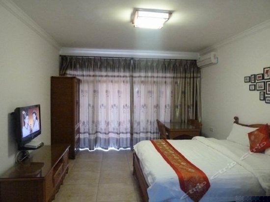 高级园景大床房