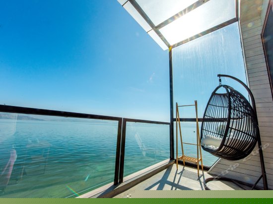 270度豪华海景花园大床房