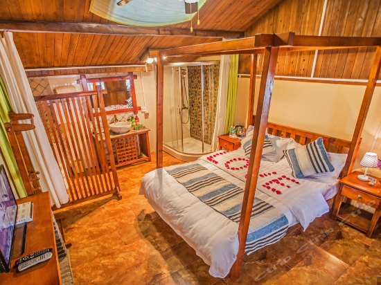 红尘梦豪华大床房