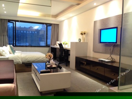 西子景象大床房