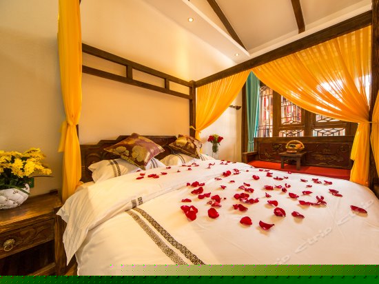 豪华蜜月房