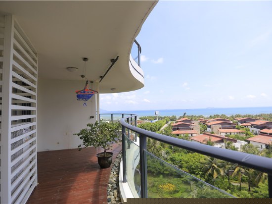 无敌海景三房一厅