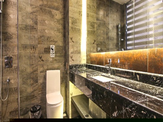 高级商务行政大床房