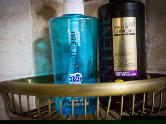 土家阁楼豪华棋牌房-天门山观景