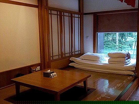 云来客栈(二人入格)