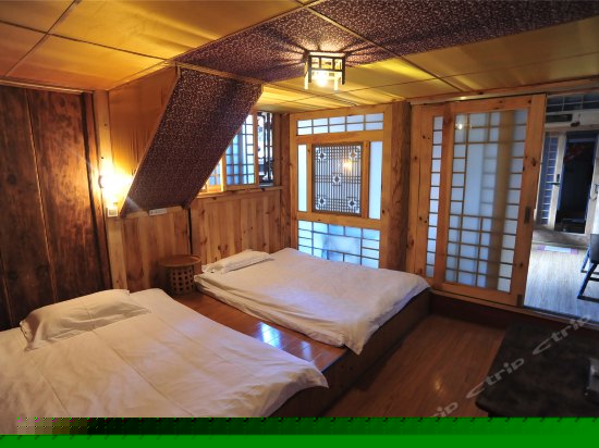 二楼榻榻米双人间