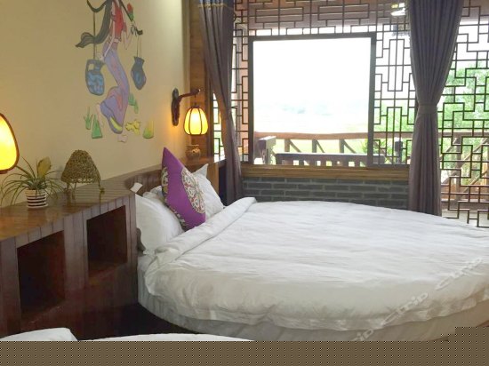 家庭双圆床套房