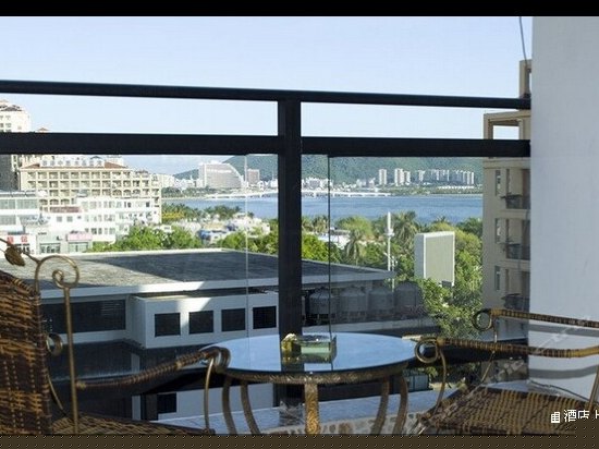 高级海景大床房