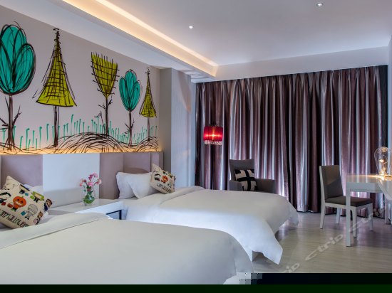 豪华商务标准房