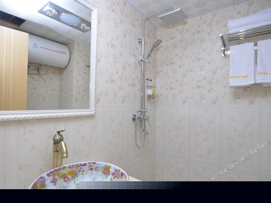 韩式主题榻榻米房