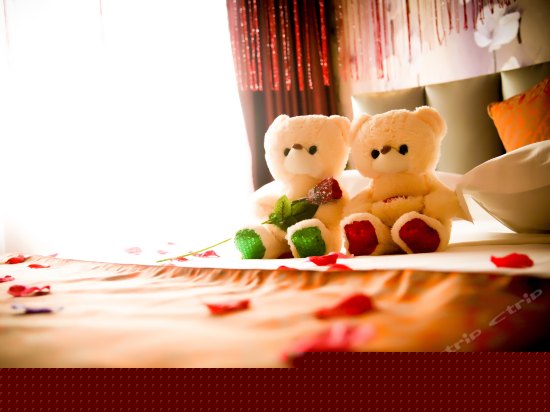 影院圆床豪华情侣房