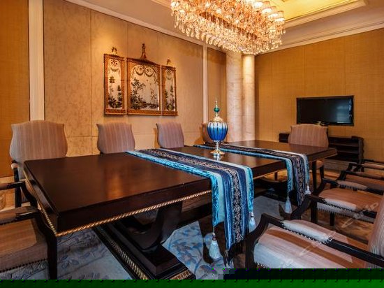 康莱德总统别墅五卧室