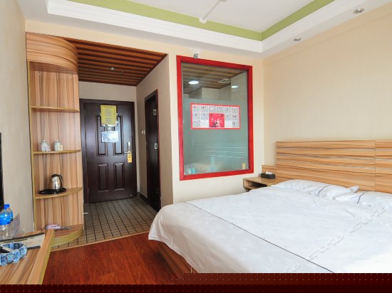 独立阳台江景大床房