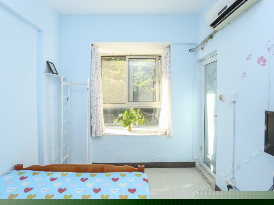 山景五居一厅一厨