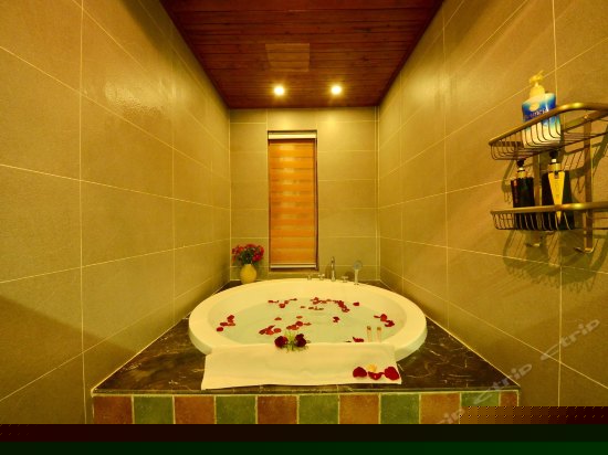 尊享时光奢华园景大床房