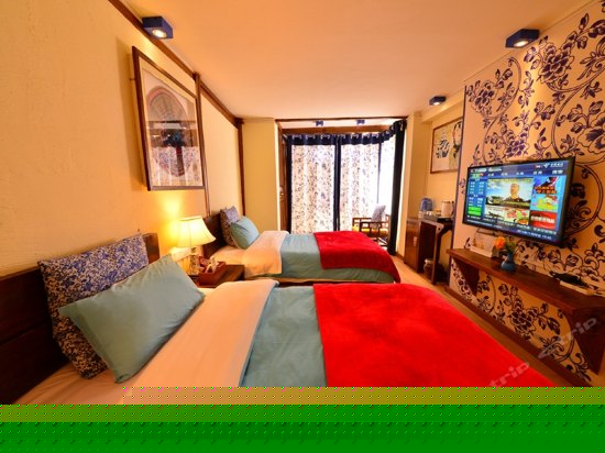 青花温馨双床间