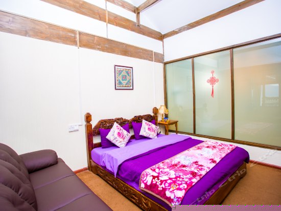 二楼温馨大床房