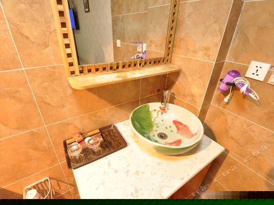 舒适大床房（幽云间）