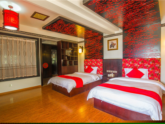傣家风情望江双床房